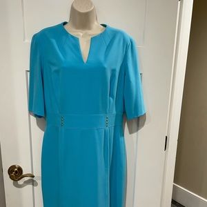 Tahari short sleeve aqua dress